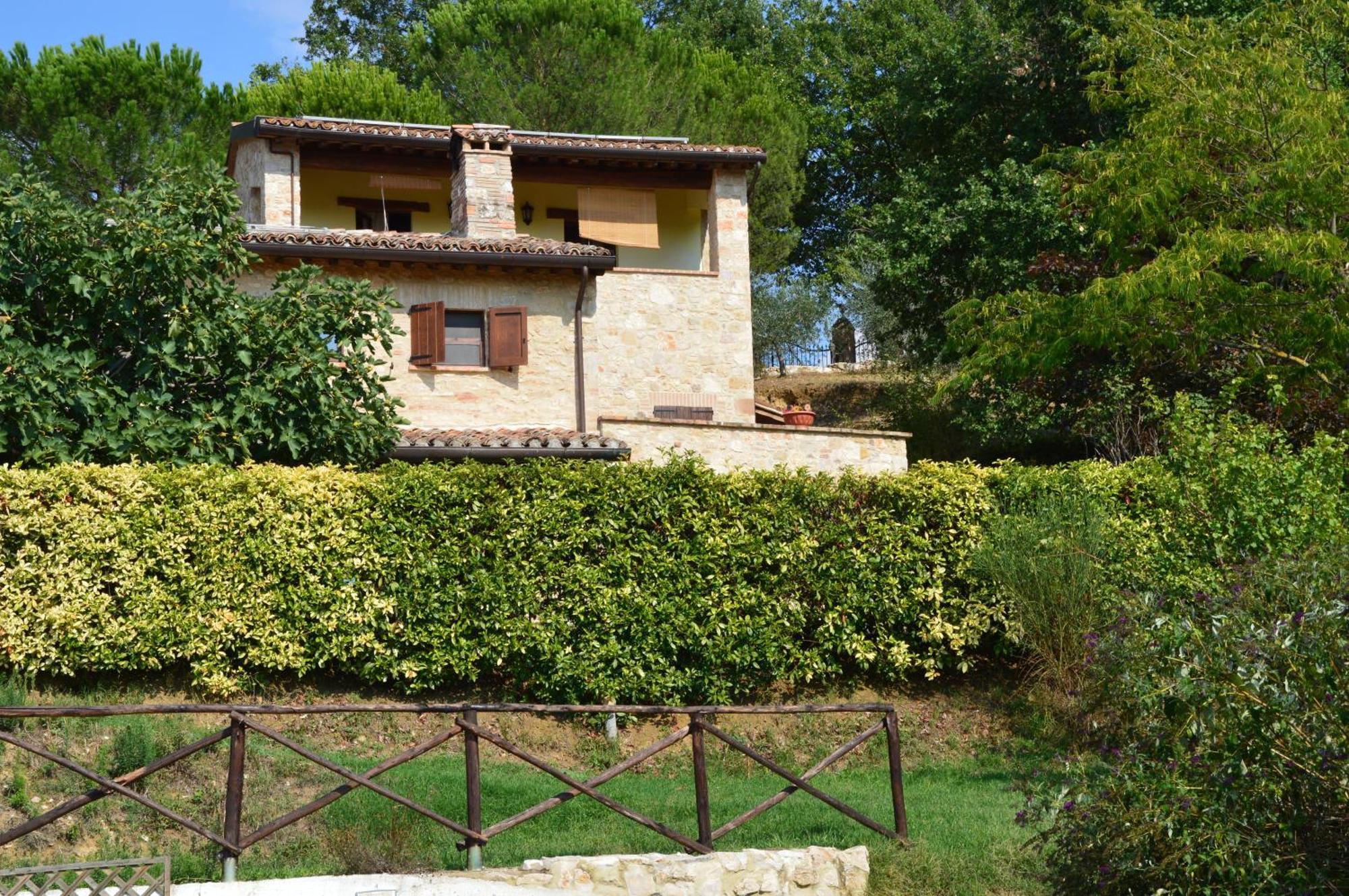 Agriturismo Bio Tra Cielo E Terra Apartman Grutti Kültér fotó